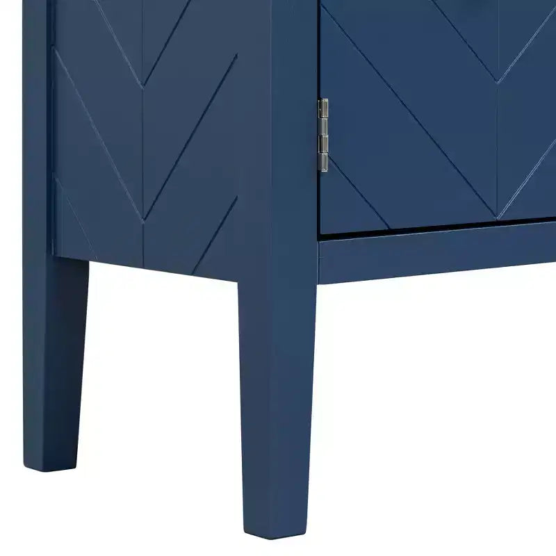 Credenza a quattro ante da 160 cm, design a motivi geometrici con maniglie vintage, tavolo stretto da ingresso con gamba centrale