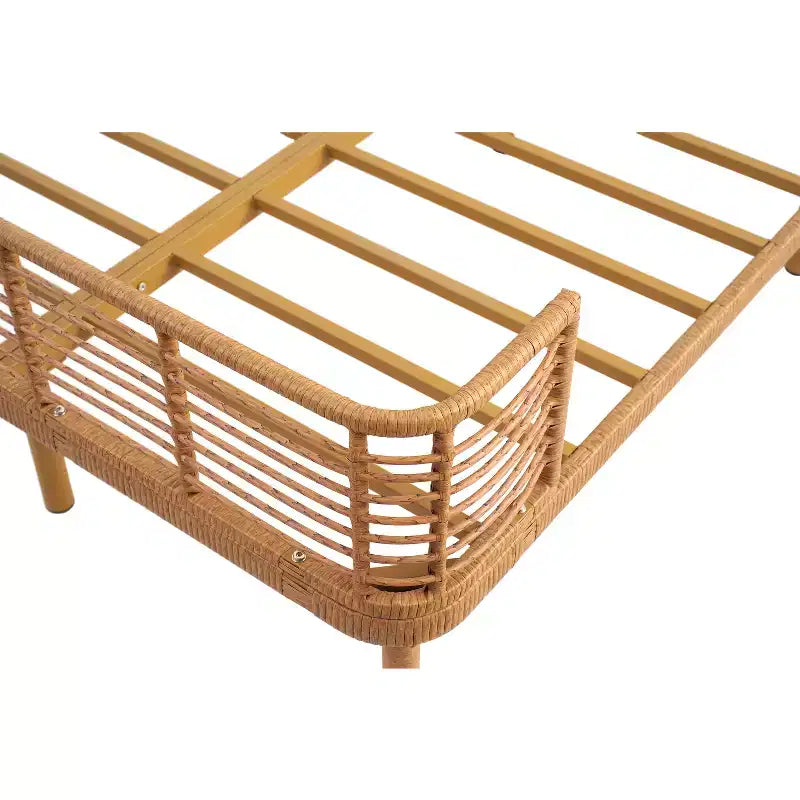 Christopher Knight Home Shadow Letto in vimini PE con testiera ad alette Shadow Coastal Grid